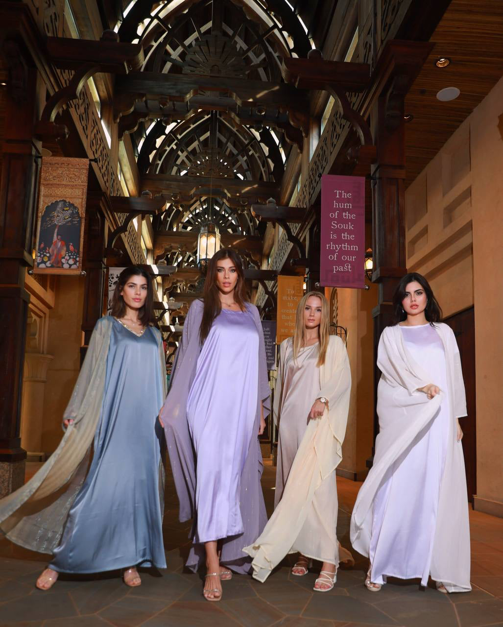 Opal Milky abaya